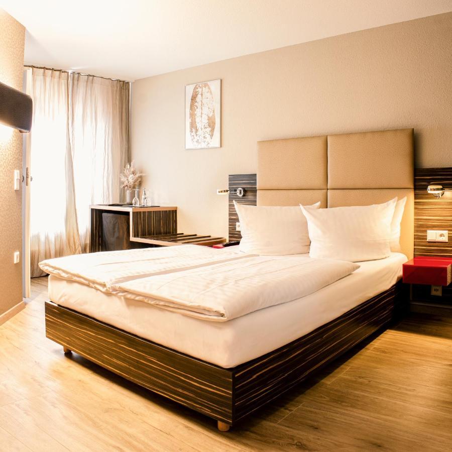 Arkade Hotel Am Theater Heilbronn Buitenkant foto